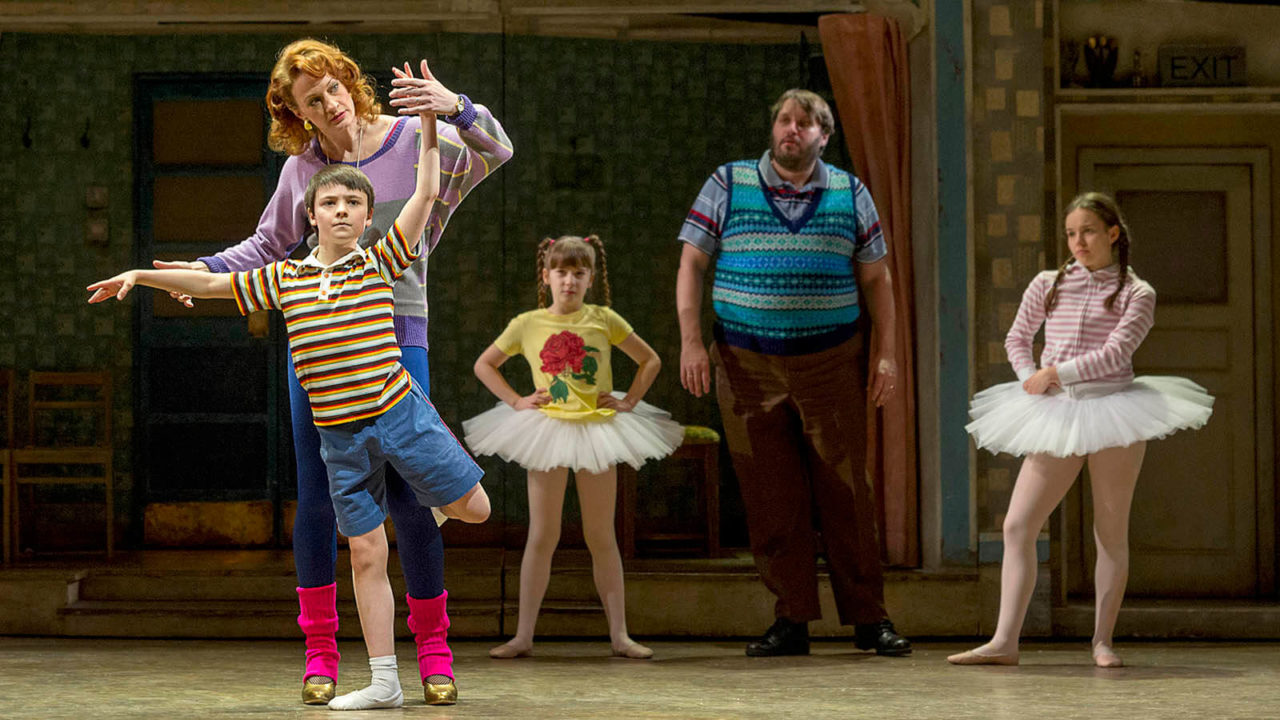 BILLY ELLIOT Matthew Lyons Billy Elliot Annette McLaughlin Mrs Wilkinson and Ensemble Photo by Alastair Muir